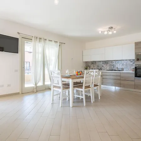 Via Del Mare By Interhome